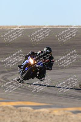 media/Jan-13-2024-SoCal Trackdays (Sat) [[9c032fe5aa]]/Bowl Exit Set 2 (1135am)/